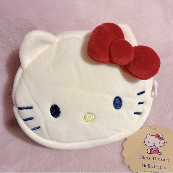 Hello Kitty Bags Hello Kitty Velour Round Face Pouch Bag Last One